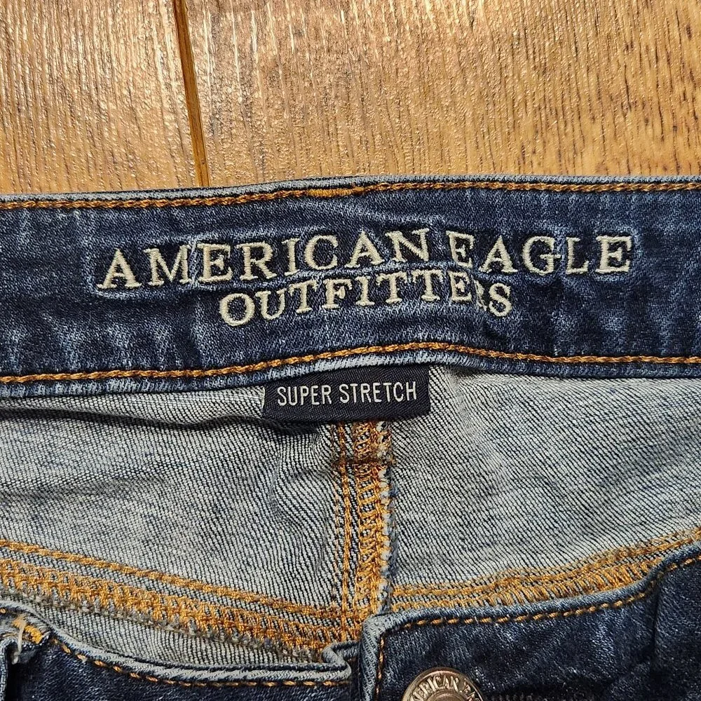 AMERICAN EAGLE Cut-Off Jean Shorts Skinny - Sz 14 - Picture 3 of 4